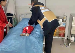 時(shí)間就是生命！特保隊(duì)員護(hù)送受傷嬰兒就醫(yī) ——星橋市容項(xiàng)目緊急護(hù)