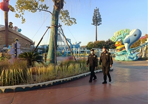 不懼風險勇?lián)?堅守崗位保平安—宗保公司駐南京歡樂谷項目戰(zhàn)“疫