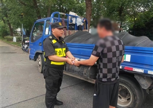 拒收現(xiàn)金揚正氣 堅守底線樹形象—宗保公司員工拒收流動商販現(xiàn)金